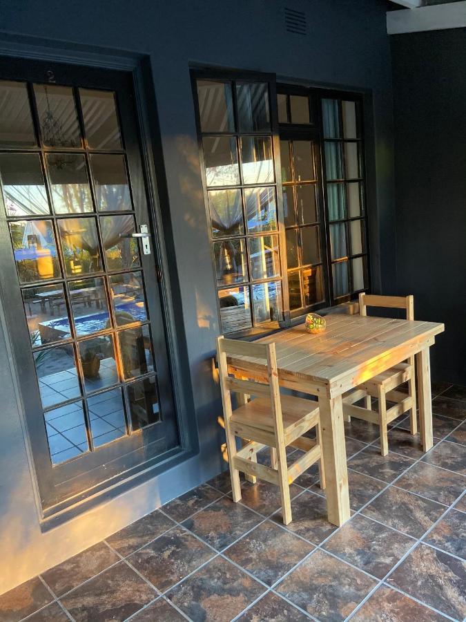 Karoozin Village Oudtshoorn Esterno foto