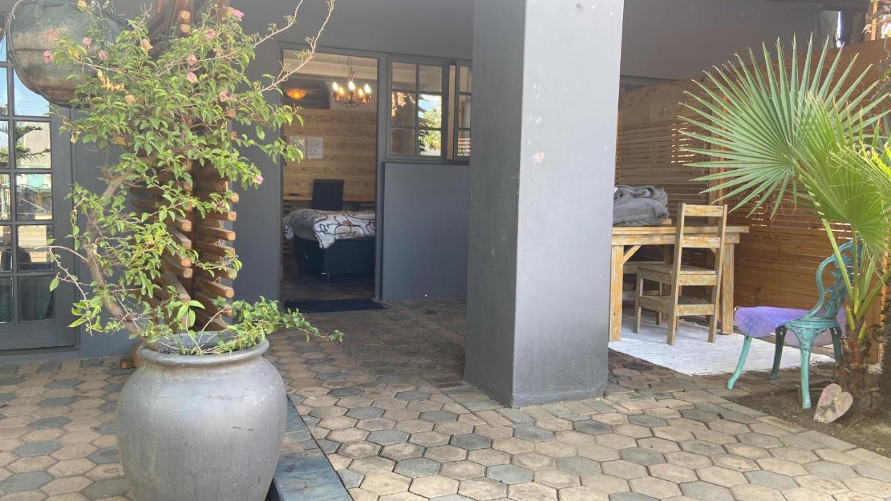 Karoozin Village Oudtshoorn Esterno foto